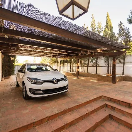 El Porto دينايا